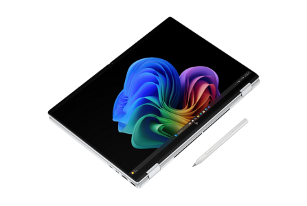 Prenosnik HP OmniBook X Flip NGAI 16-as0026np | U7-258V | Touch OLED